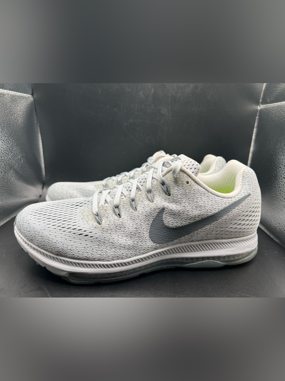 Nike Zoom All Out Low Women’s 9.5 Pure Platinum Gray Running Shoes Athletic